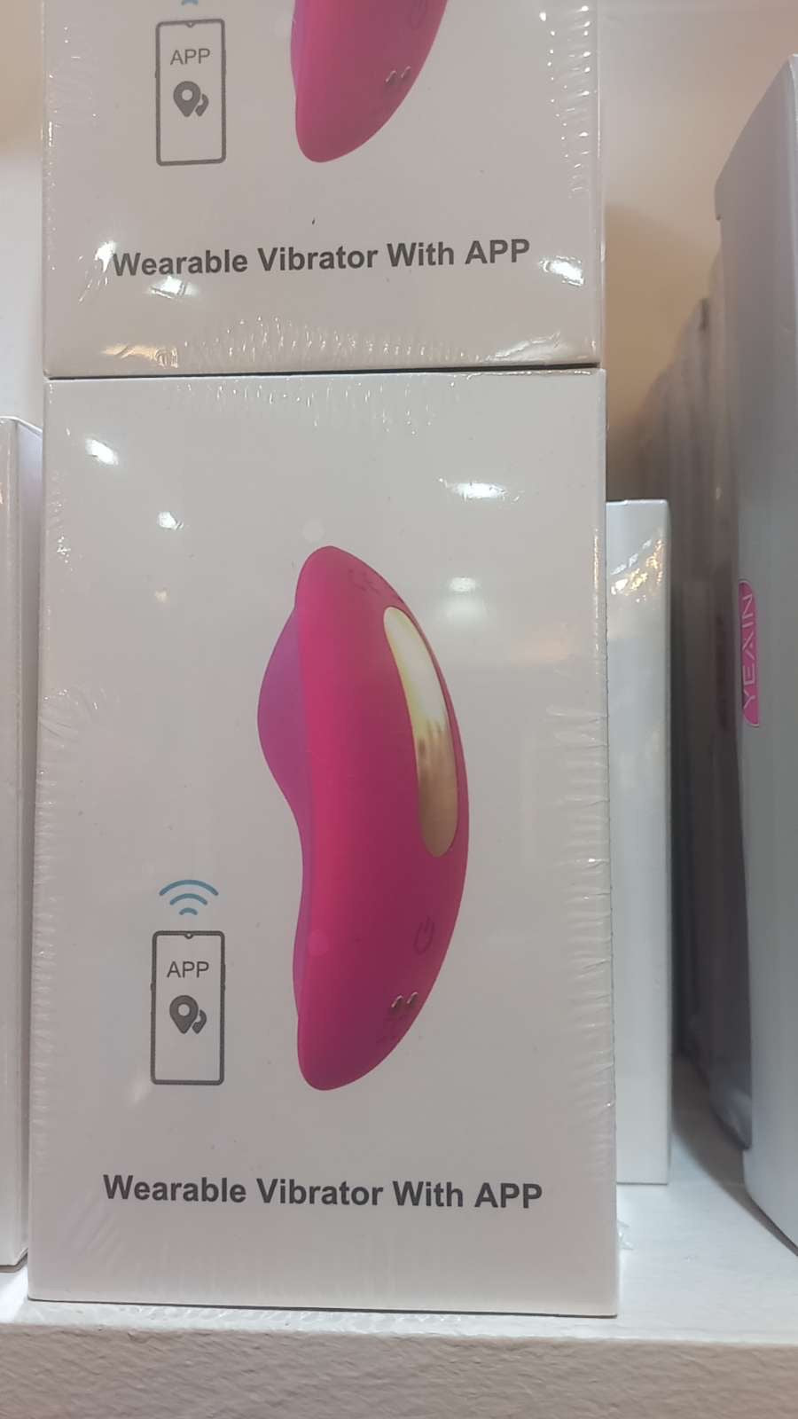 Wearable vibrator with App